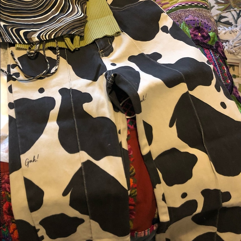 Lisa Says Gah Cow Print !